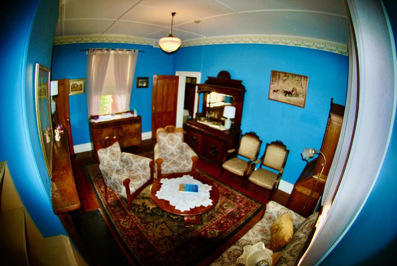 Historic Star Lodge And Station Masters House Наррандера Экстерьер фото